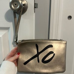 Banana Republic wristlet